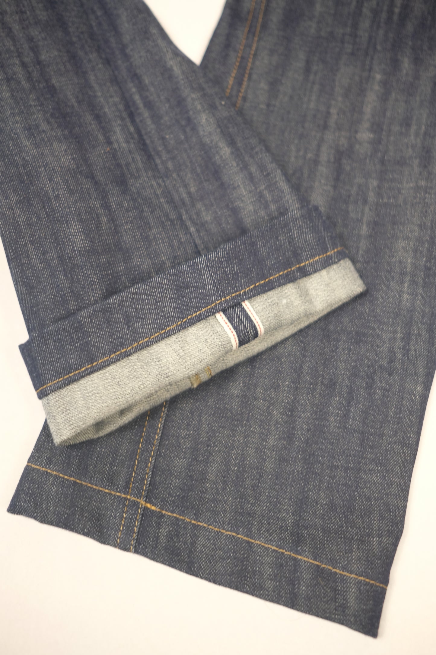 Selvedge zipper denim