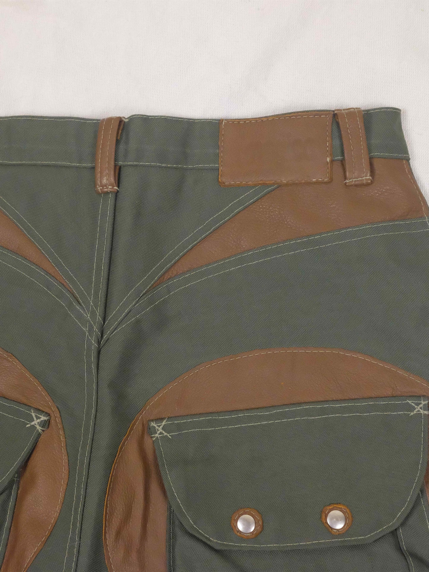 Green Cargo Shorts - 34 x 26