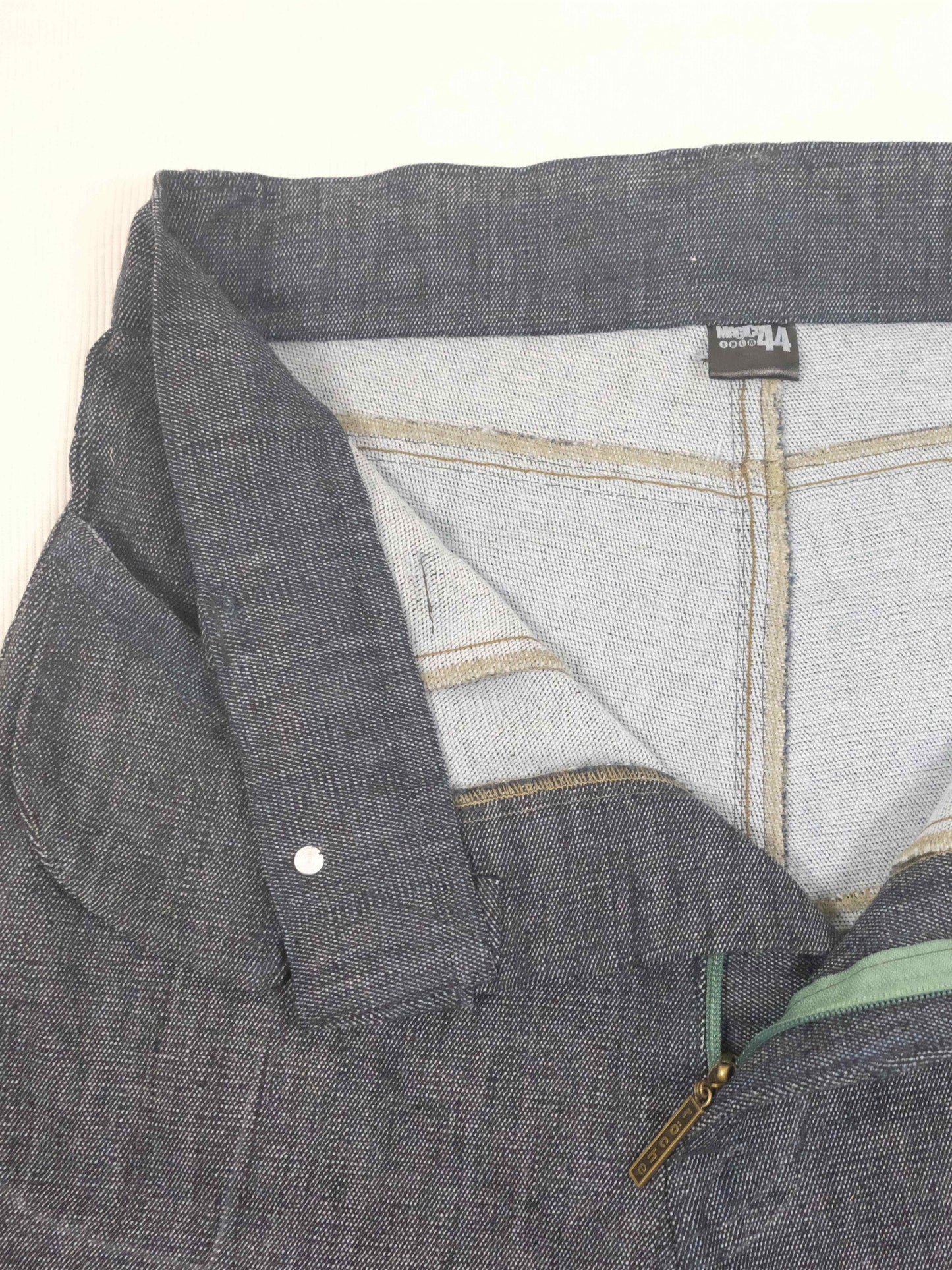 JB Cut Denim - 33x50