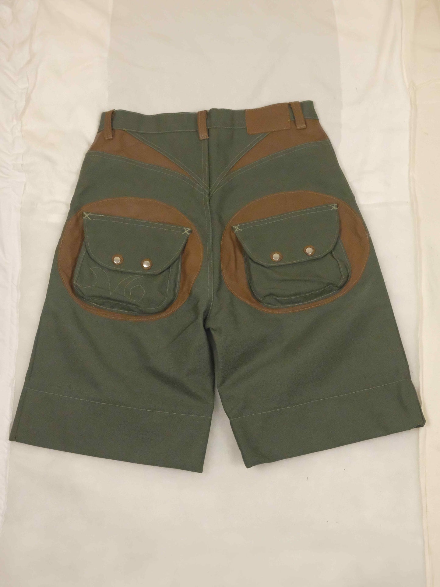 Green Cargo Shorts - 34 x 26